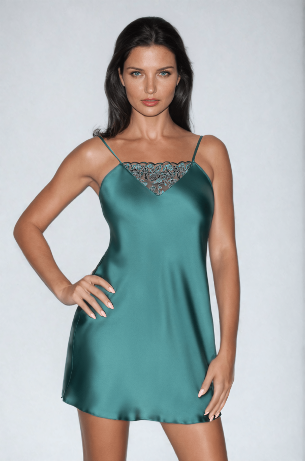 Irall Cleopatra Dressing Gown