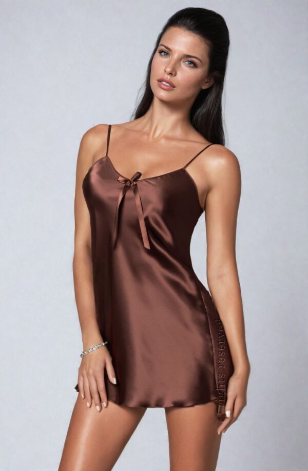 Irall Cleopatra Dressing Gown